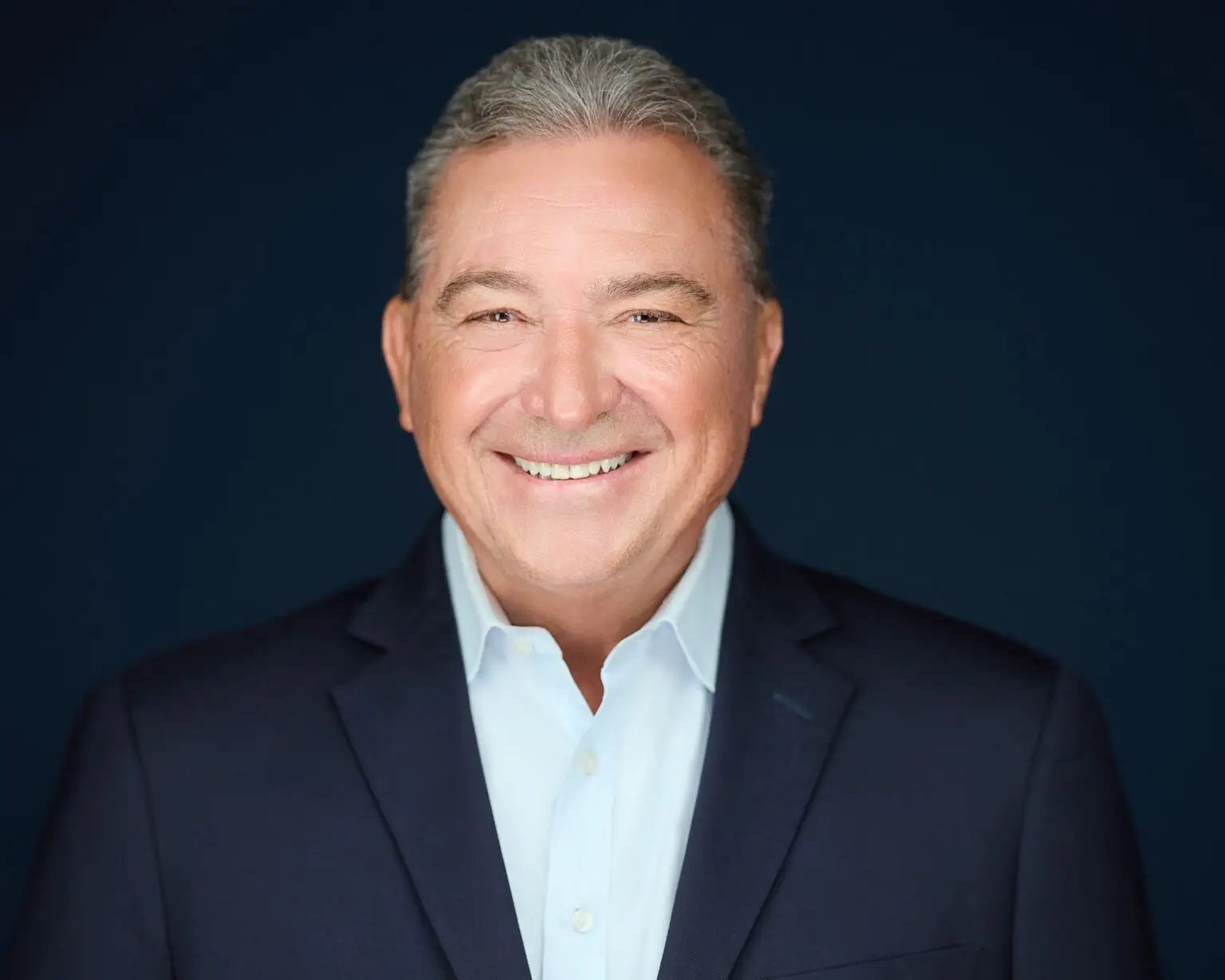 senior manager professional headshot